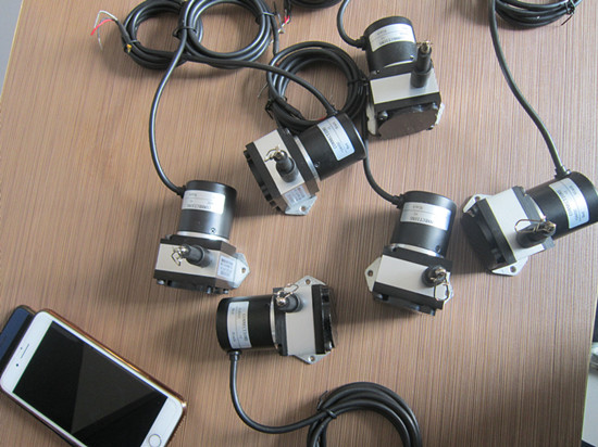 ��(sh��)�֜y���x������ͨ�Žӿ��ж��ٷN��