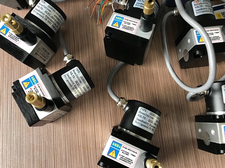 0~10v늉�ݔ�����Kλ�Ƃ�������Μy���É���