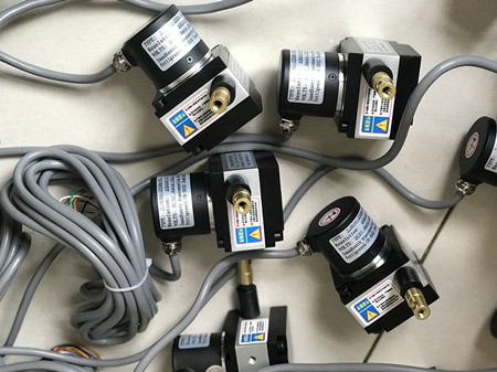 �x��ֱ��λ�Ƃ�����ע�������